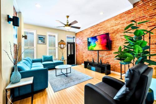 South Baltimore House | Federal Hill & Inner Harbor Lux Retreat Sleeps 6
