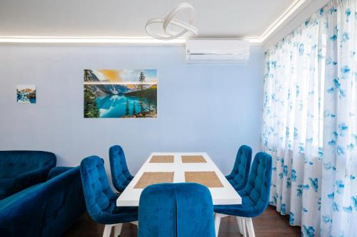 Sofia City Center Apartment | Feel at Home - Central 2BD Flat with Parking by Flat Mаnager