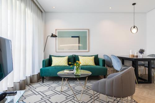 Vallehermoso Apartment | Feelathome Waldorf Suites Apartments