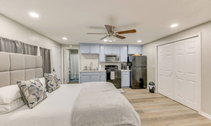 New Boston Apartment | Fenced Yard: Pet-friendly Studio in New Boston!