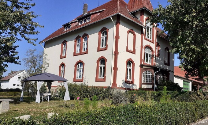 Friedrichsfeld Apartment | Ferienwohnung mit Garten auf dem Bauernhof