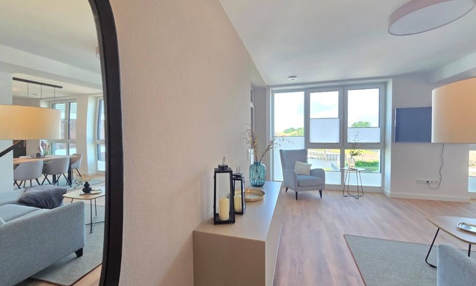 Norden Apartment | Ferienappartment Hafenblick - Herzlich Willkommen in der Zauberhaften Ferienwohnung Hafenblick!