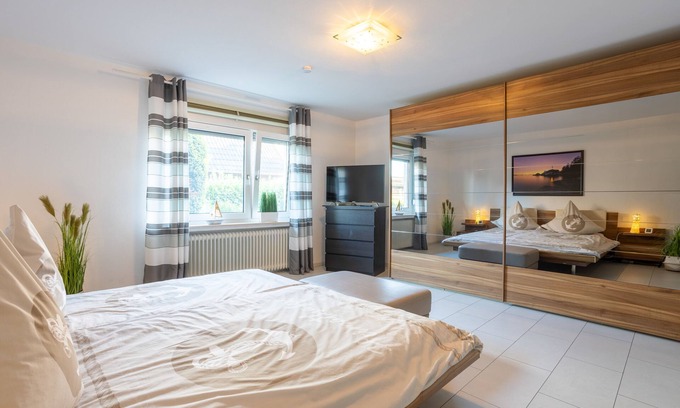Tossens House | Ferienhaus für 12 Gäste mit 220m² in Butjadingen