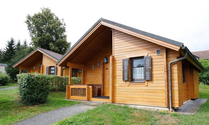 Viechtach House | Ferienhaus Jägerpark Viechtach 17, indoor pool, Wi-Fi and energy costs included