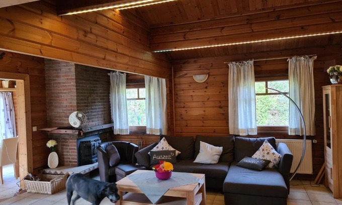 Haren House | Ferienhaus-Kaninchenhoehle