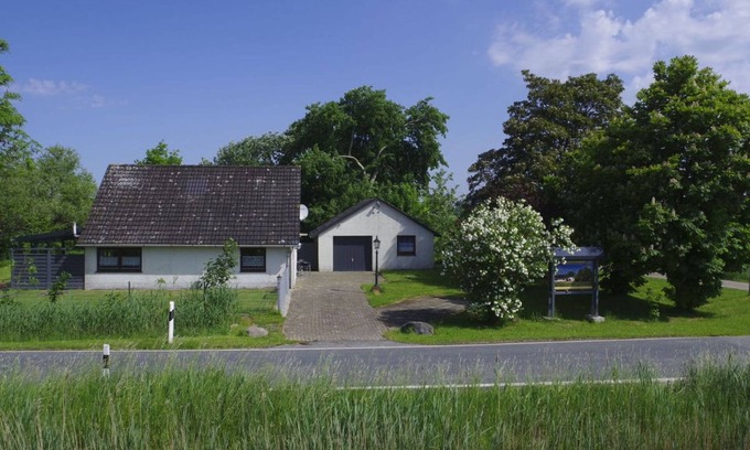 Butjadingen House | Ferienhaus Mitteldeich 9 - Genießen Sie Ihren Urlaub in Diesem Voll Ausgestatteten, Komfortablen