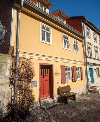 Quedlinburg House | Ferienhaus Schlossberg mit Infrarot-Kabine und Stellplatz
