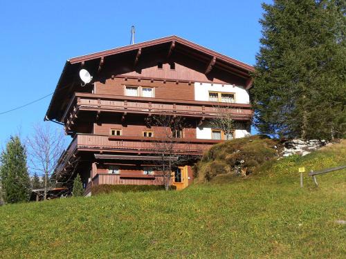 Juns House | Ferienhaus Tux Holiday Home