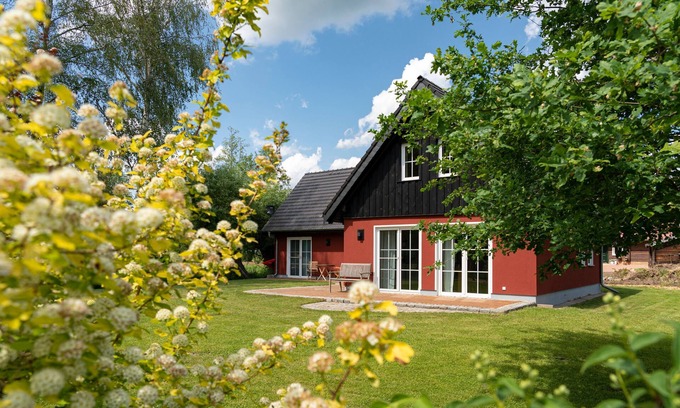 Burg-Kauper House | Ferienhaus Waldschlösschenstraße - Ferienhaus, 1 SZ, Wz/küche, Du/wc, Terrasse