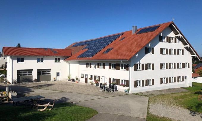 Altusried Apartment | Ferienhof Schönmetzler
