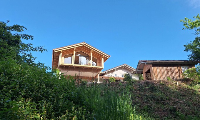 Altenmarkt an der Alz Apartment | Ferienwohnung 60qm für Max. 2 Pers