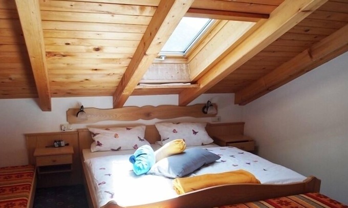Ramsau Apartment | Ferienwohnung, 1-2 Personen, 53 qm, Dusche/WC, Balkon, TV, Geschirrspüler, 1 Schlafzimmer, Dachgeschoss