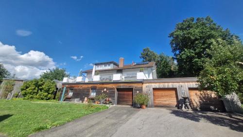 Cham Apartment | Ferienwohnung am Bühl