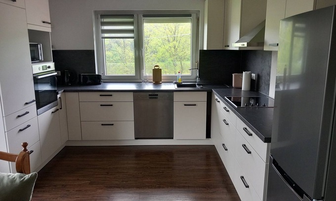 Bechhofen Apartment | Ferienwohnung am Waldrand mit Balkon und Garten