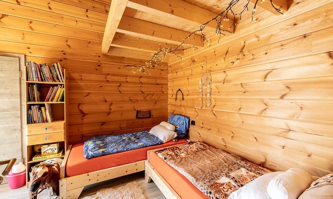 Neuschoenau Apartment | Ferienwohnung "bärenhöhle"