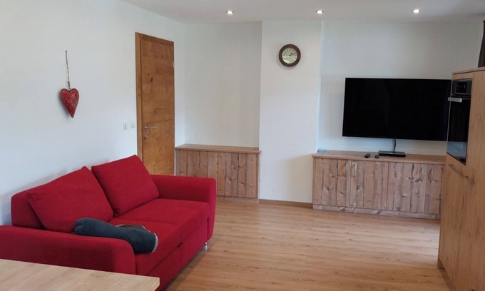 Marktschellenberg Apartment | Ferienwohnung Untersberg 60 qm mit 1 Schlafzimmer und Balkon