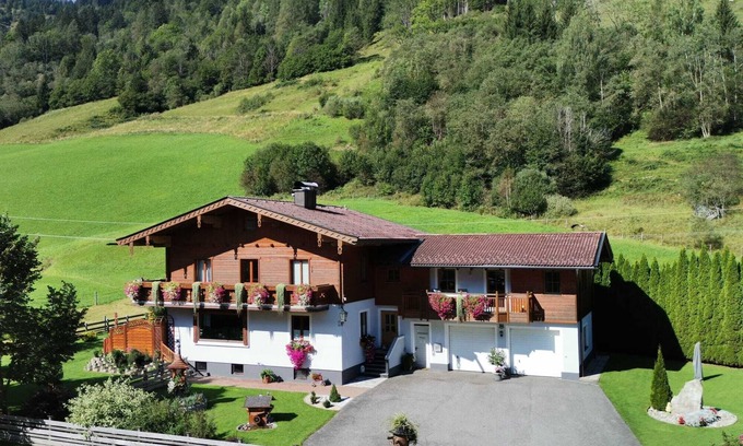 Bruck an der Grossglocknerstrasse Apartment | Ferienwohnung Lederer - Urlaub im Salzburger Land
