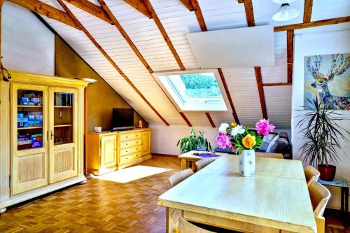 Bad Muenstereifel Apartment | Ferienwohnung Rehberge