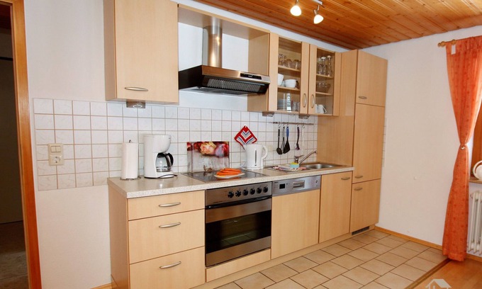 Sankt Maergen Apartment | Ferienwohnung Rose, 40qm, 1 Schlafzimmer, max. 4 Personen