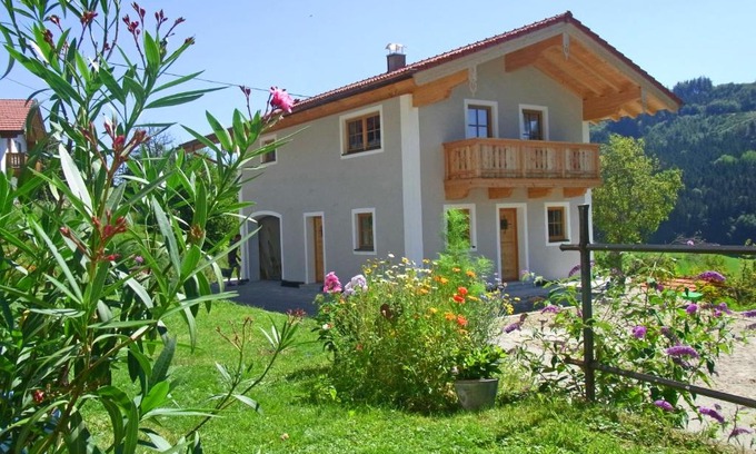 Aschau im Chiemgau Apartment | Ferienwohnung sZuahäusl