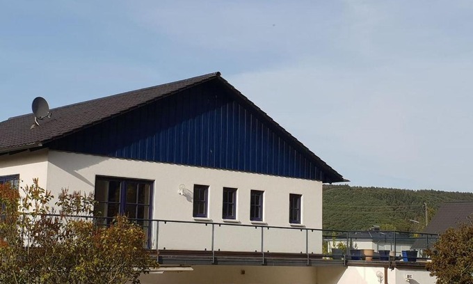 Ubersetzig Apartment | Ferienwohnung Siegaue