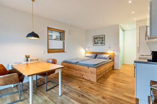 Iznang Apartment | Ferienwohnung Sonnenhalde