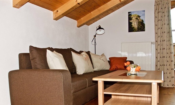 Ohlstadt Apartment | Ferienwohnung Zugspitzblick - Beim Keanzl