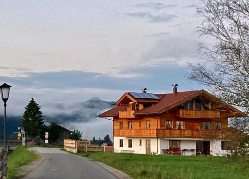 Kruen Apartment | Ferienwohnungen am Kranzbach FeWo2