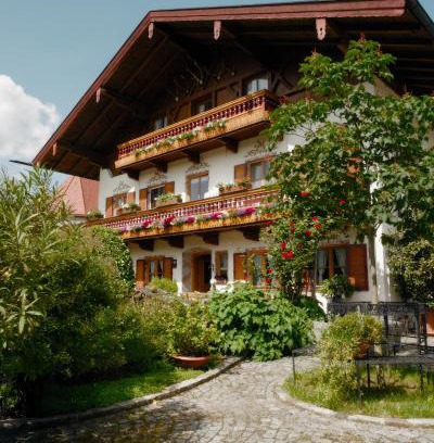 Rottau Hotel | Ferienwohnungen Chiemgau