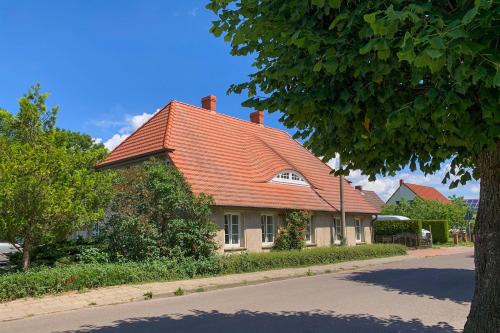 Gingst Apartment | Ferienwohnungen Klein Kapelle