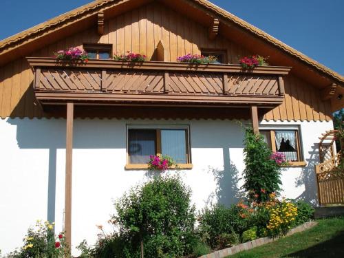 Blaibach Apartment | Ferienwohnungen Schellein