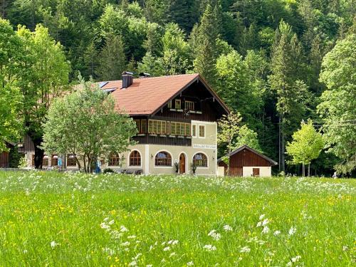 Bayrischzell Apartment | Ferienwohnungen Zipflwirt