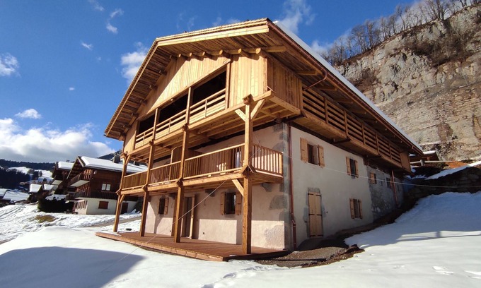 Le Grand-Bornand Apartment | Ferme Ancienne 1876 Rénovée, Appartement Neuf Tout Confort 8 Personnes