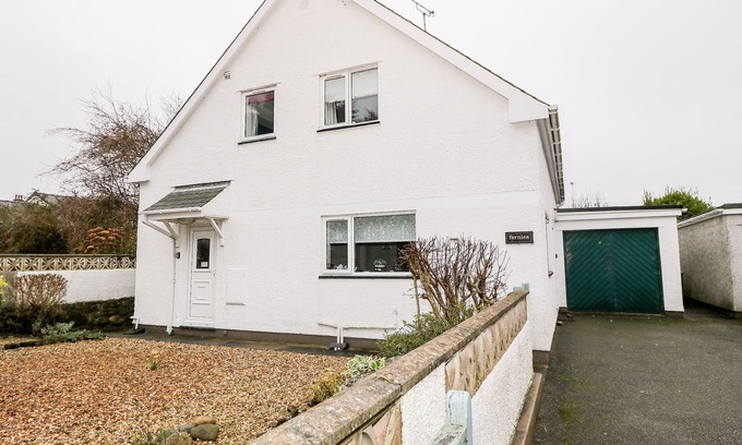 Edern Cottage | FERNLEA, pet friendly, country holiday cottage in Morfa Nefyn