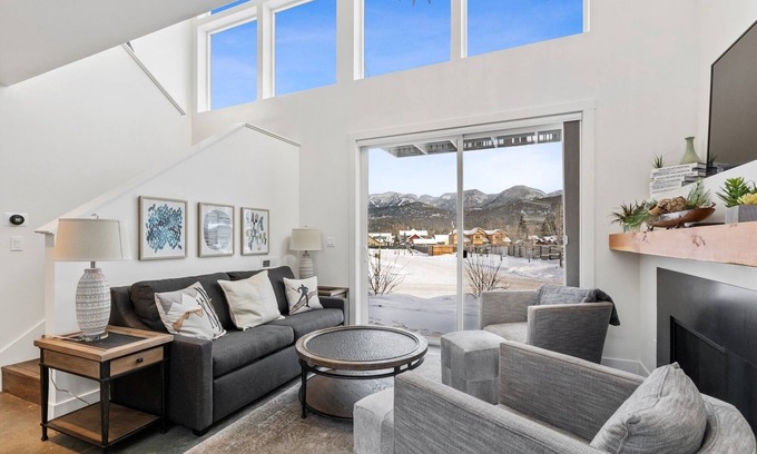Whitefish Condo | Festive Stays Available! Mountain View Luxury Quarry Home! Close to downtown Whitefish!