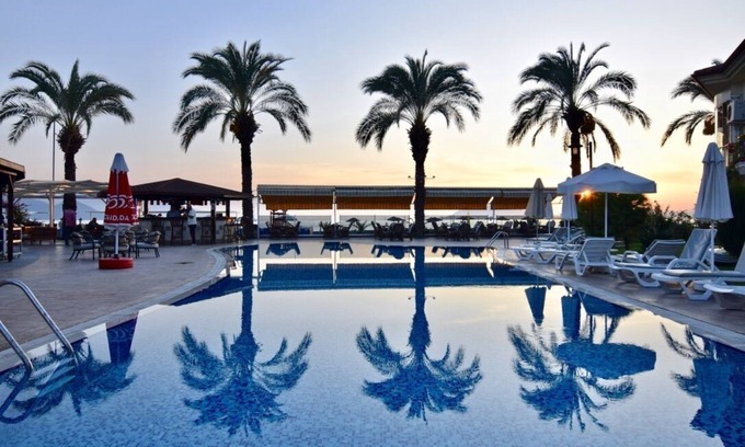 Mentese Apartment | Fethiye Çalış beachfront Sunset Beach Club 2 bedroom Mermaid 18