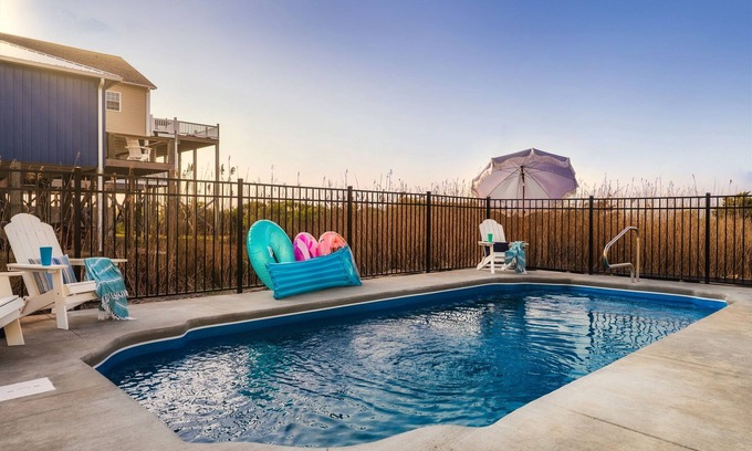 Sneads Ferry House | Few Days Left! Group Stay! Pool! Views! Hot Tub!