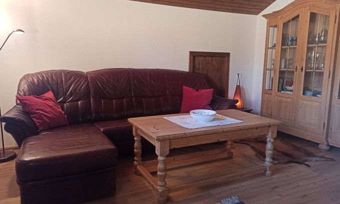 Marquartstein Apartment | Fewo am Glückswegerl für 1-2 Personen, 62 qm, Wohnzimmr, Schlafzimmer, Küche, Bad, Wlan