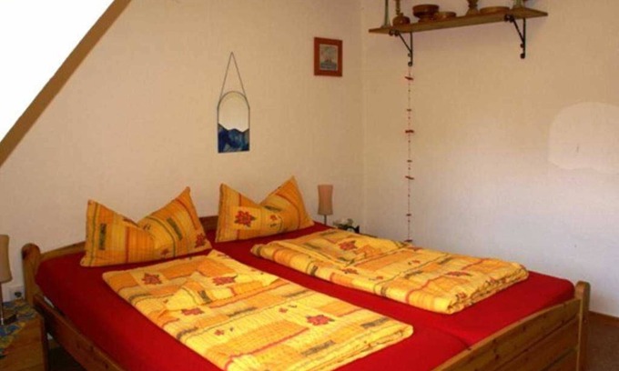 Leer Apartment | Fewo Anne, OG - Apartment Grüßing, 15014