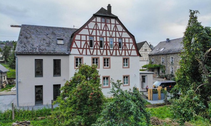 Brauneberg Apartment | FeWo Freis in Brauneberg