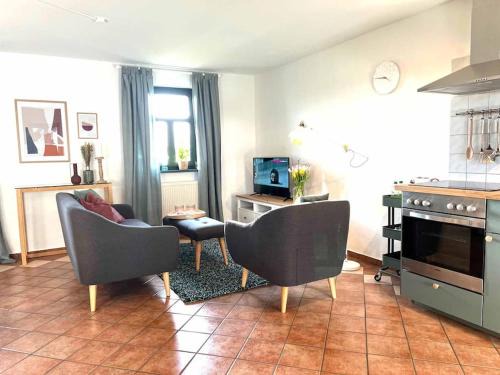 Dargun Apartment | FeWo Gotland Mecklenburg Pool Alte Schule Barlin