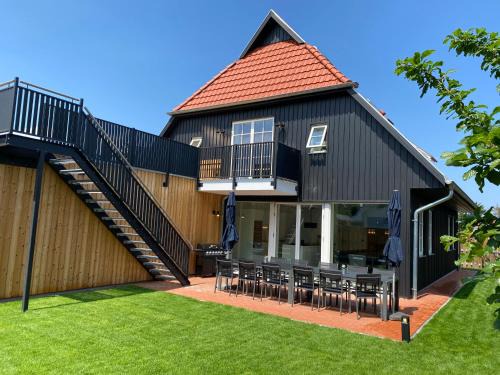 Born auf dem Darss House | FH Magnolia fuer 12 Pers. mit Terrasse + Dachterasse
