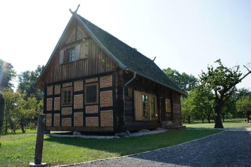 Burg-Dorf House | FH Strowota