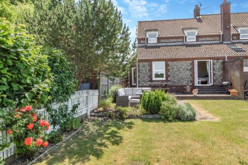 East Barsham House | Fieldview