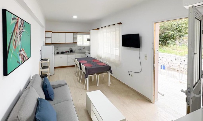 Steni Dirfyos Apartment | Filio's home