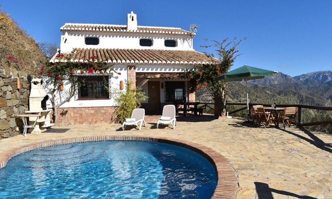 Competa Cottage | Finca Lagarillo with private pool for 4 people