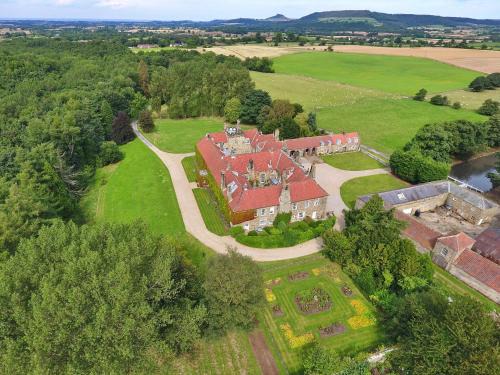 Great Broughton Apartment | Finest Retreats - Ingleby Manor - Gun Room