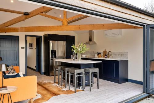Hawling House | Finest Retreats - The Stables at Lilac Cottage