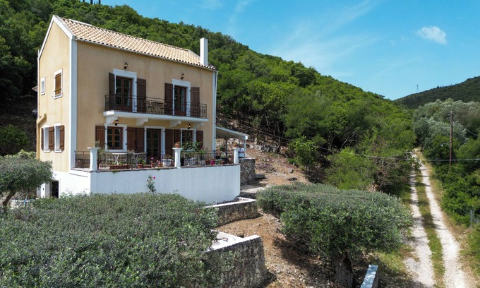 Fiskardo Villa | Fioroula’s Villa Fiskardo