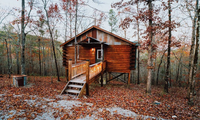 Mid America Cabin | Firefly Treehouse - Starlight Haven